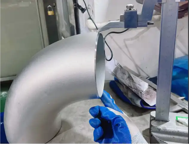 ASME B16.9 seamless elbow